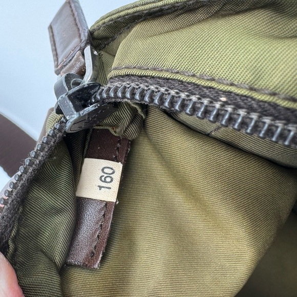 Prada - Authentic - Nylon/Canvas Messenger Crossbody - Green - Picture 11 of 16